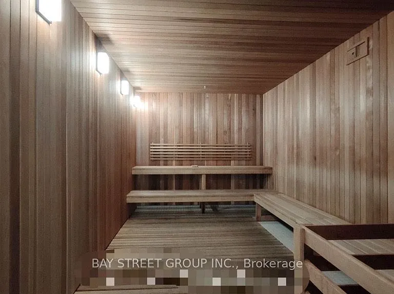 575 Bloor St E #1309 — Photo 10