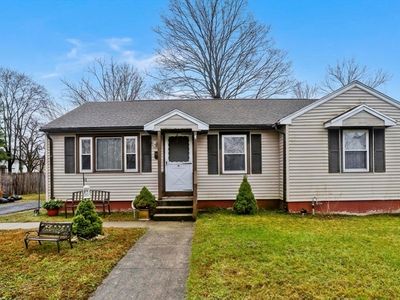 93 Pendleton Ave, Springfield, MA, 01109