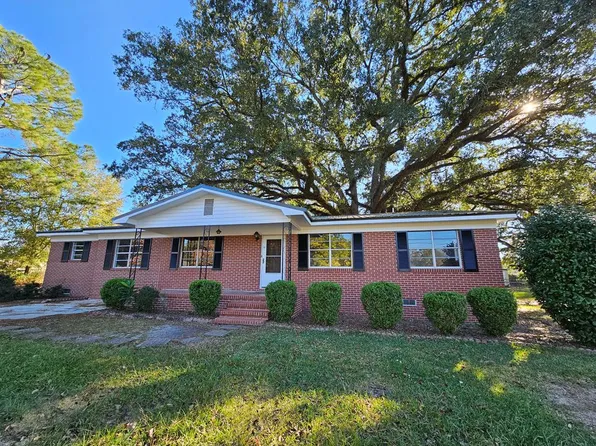 322 Watt St, Camilla, GA 31730