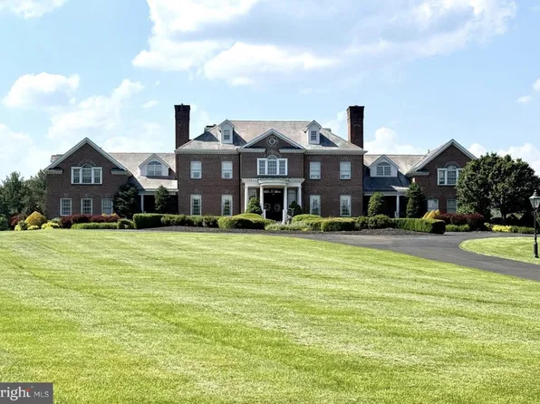 5981 Atkinson Rd, New Hope, PA 18938