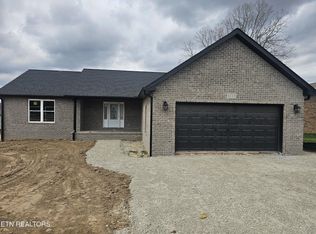 1222 Arrowhead Dr, Crossville, TN 38572