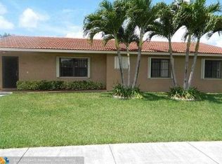 11005 SW 142nd Ln, Miami, FL 33176