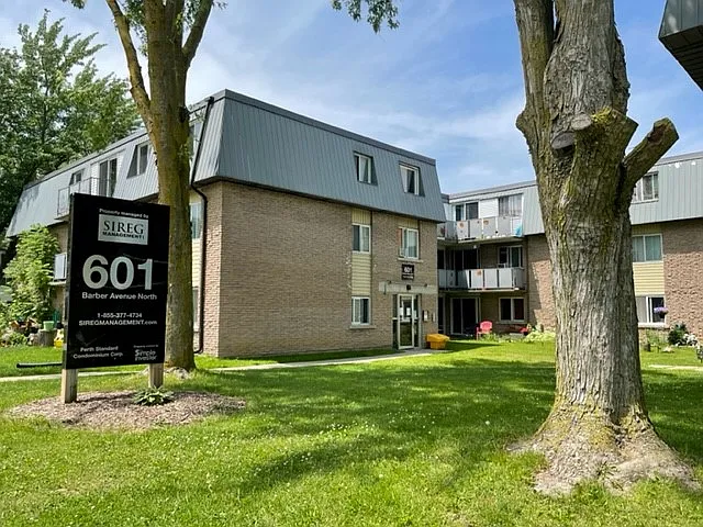 601 Barber Avenue North — Photo 3