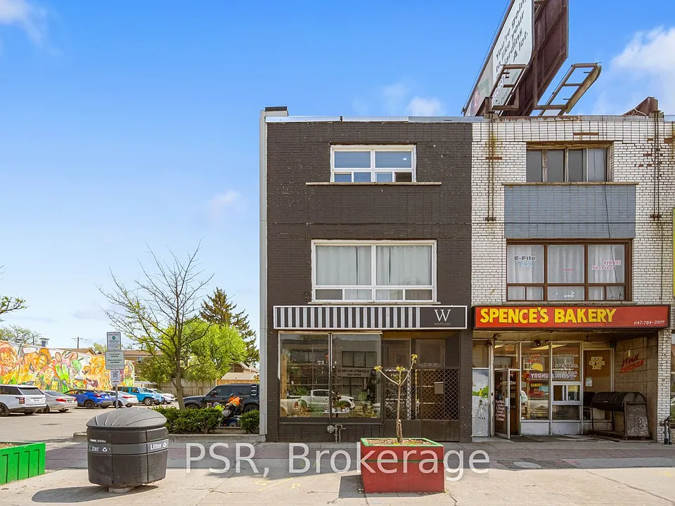 1537 Eglinton Ave W #A