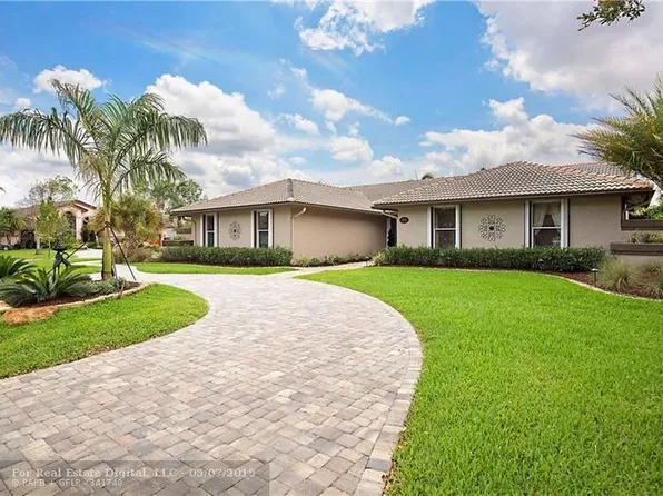 5414 NW 87th Ter, Coral Springs, FL 33067