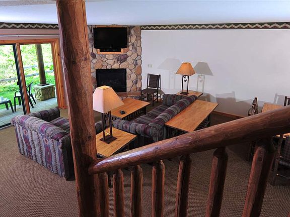 5th image of 511 E Adams #106C