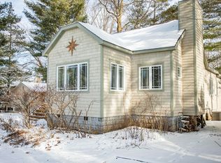 15617 Nannene Ave, Union Pier, MI 49129