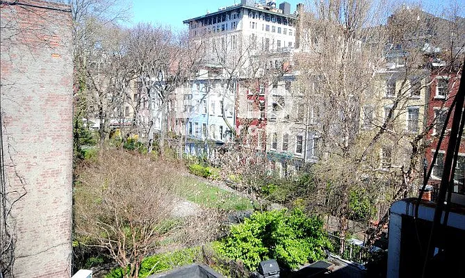 Rented by Bold New York | media 1