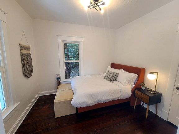 5th image of 4313 Jarboe St