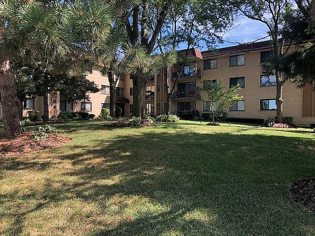 1st image of 7650 W Lawrence Ave Unit 211