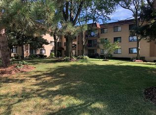 7650 W Lawrence Ave UNIT 211, Norridge, IL 60706