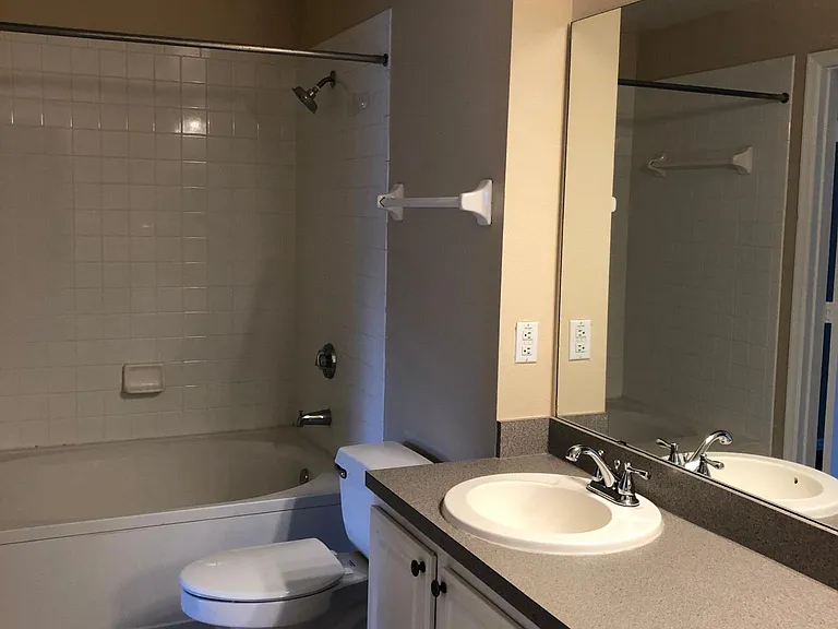 417 Summit Ridge Pl #207 — Photo 9