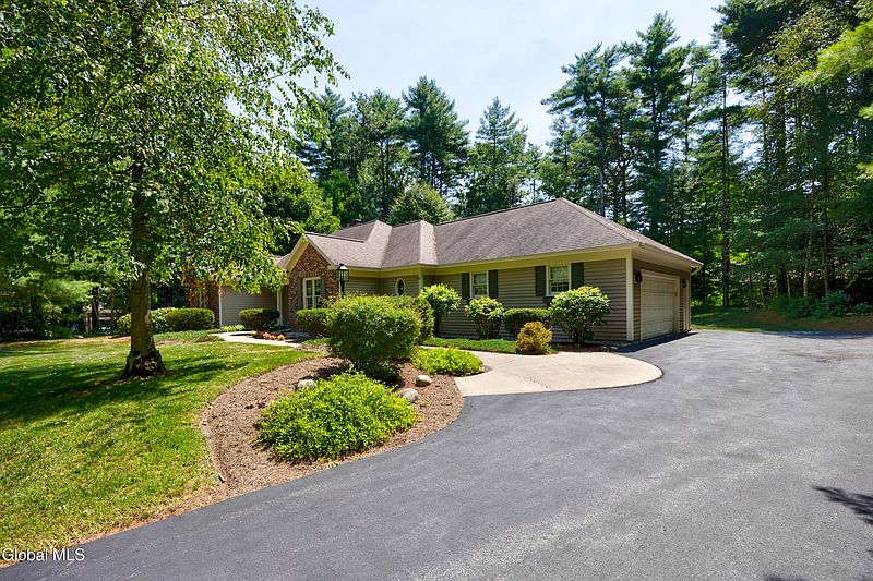 2nd image of 114 Equinox Drive