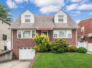 121 Quinlan Ave, Staten Island, NY 10314