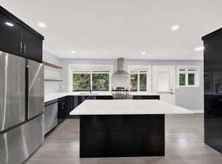 1752 55th St, Delta, BC V4M3K8