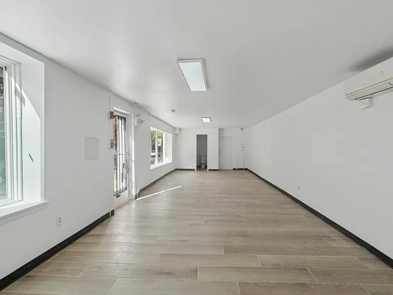 1538 Pine St #1R — Photo 3