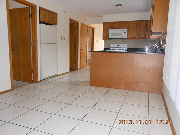 3rd image of 3618 N Osage Ave APT 2