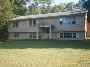 196 Waverly Rd, Shelton, CT 06484