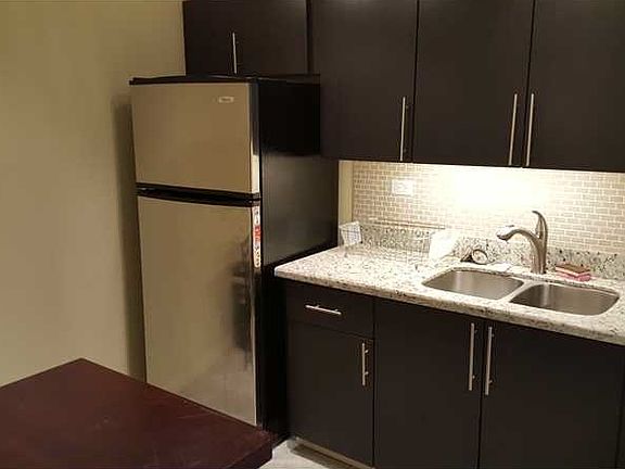 3rd image of 6039 Collins Ave APT 1211