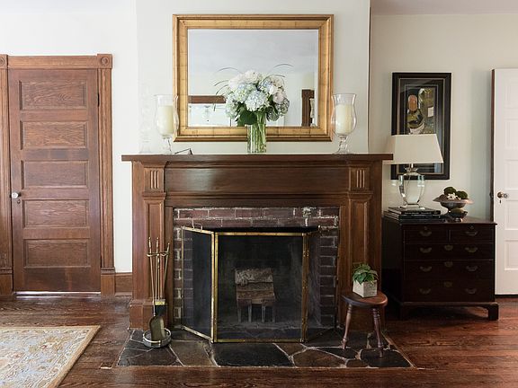 4th image of 2613 Occidental Dr