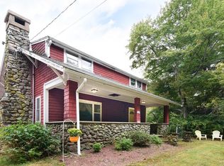 12 Cleveland St, Norfolk, MA 02056