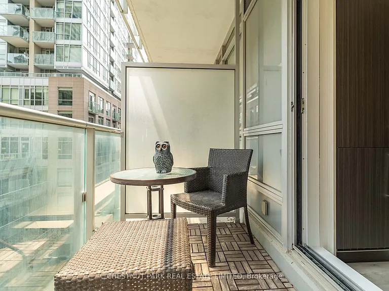199 Richmond St W #711 — Photo 11