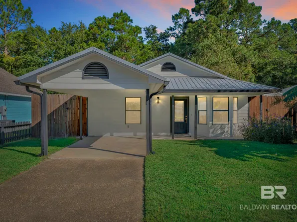 424 Palmetto Ct, Gulf Shores, AL 36542