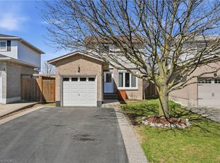 107 Broughton Ave, Hamilton, ON
