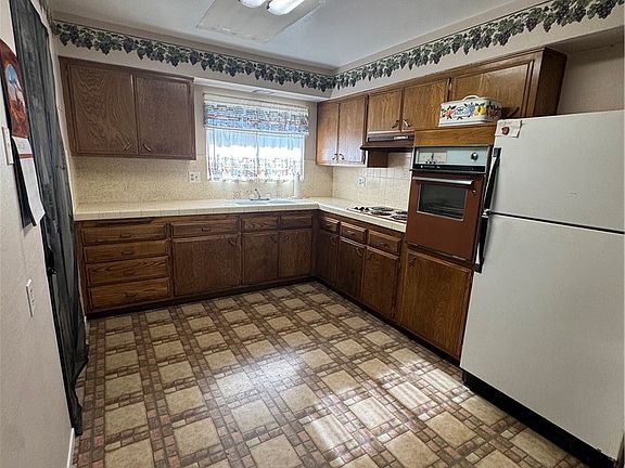 5th image of 28891 Olympia Way