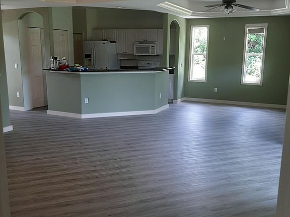 3rd image of 9319 Prospect Ave