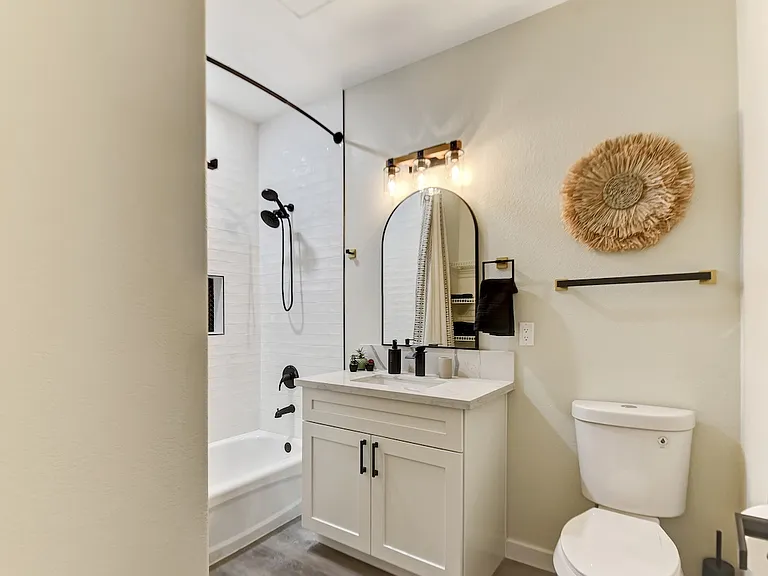 2071 Hussium Hills St #207 — Photo 13