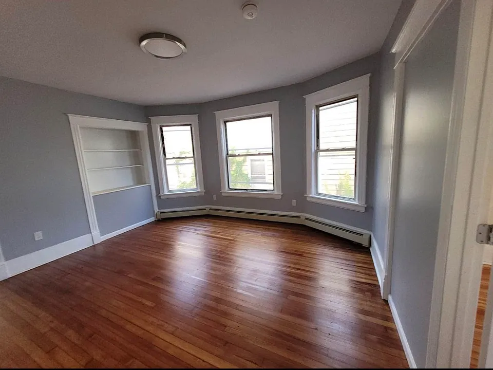71 Delafield St #1