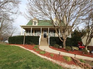 1905 Embark Dr, Kernersville, NC 27284