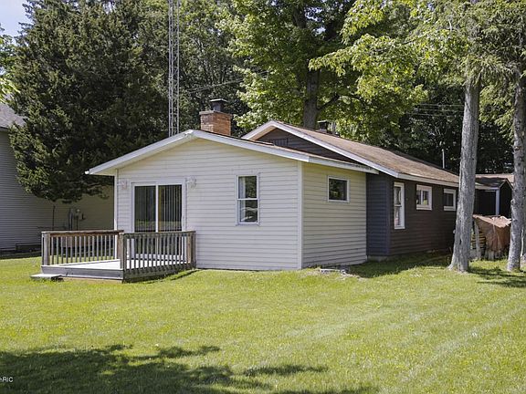 10153 evergreen blvd-202