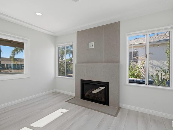 5th image of 808 Caylor St