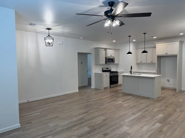 2099 Cole Ln, Blanchard, OK