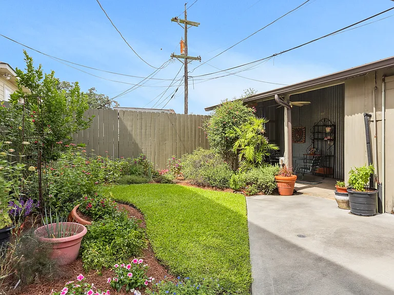 1519 Leda St — Photo 12