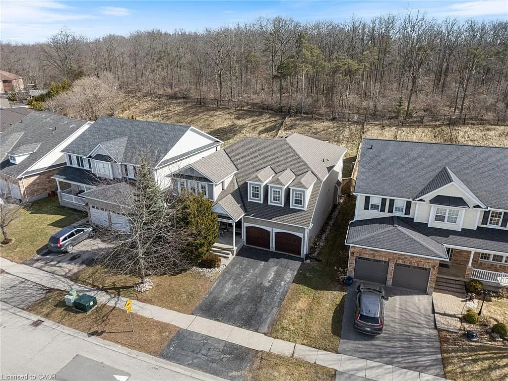 51 Hunter Way photo 1