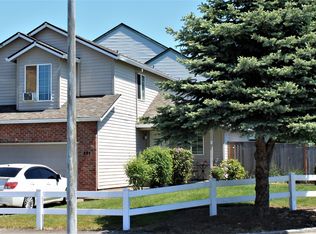 896 SE 74th Ave, Hillsboro, OR 97123