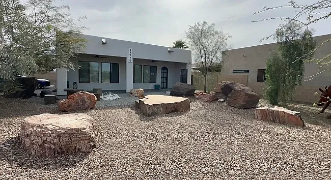 Studio, 864 sqft, $1,495 — Photo 2