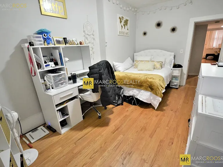 587 Beacon St #B — Photo 10