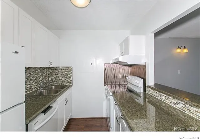 98-1038 Moanalua Rd #1804 — Photo 3