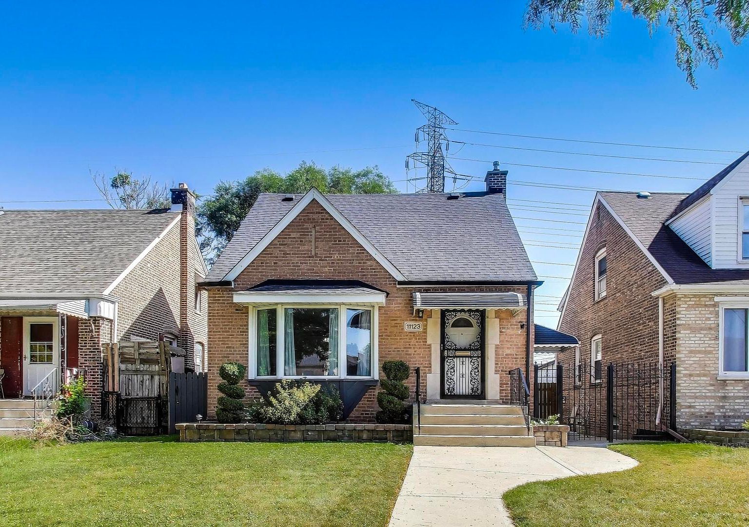 11123 S Avenue B, Chicago, IL 60617 | Zillow