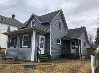 423 N 6th St, Dekalb, IL 60115