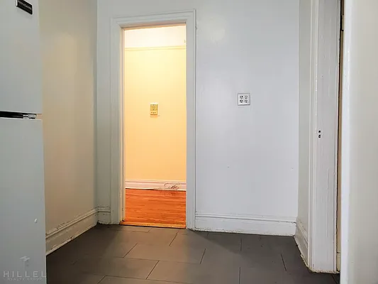 Rented by Hillel Realty Group | media 8