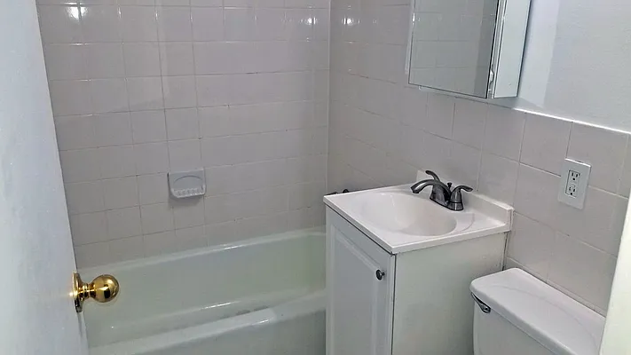 Rented by New York Residence | media 21