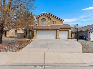 13986 Rogers Ln, Victorville, CA 92392