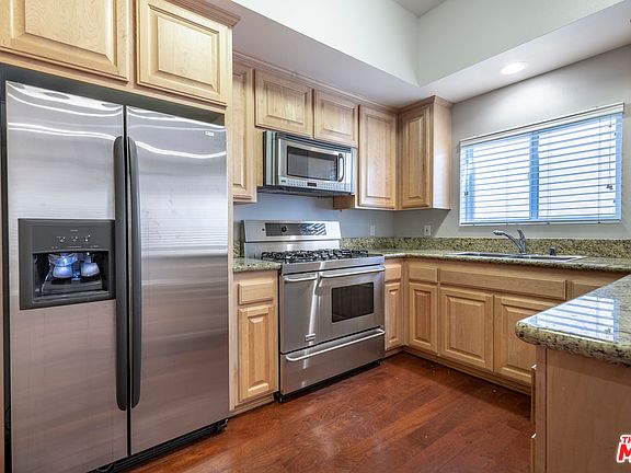 4th image of 14249 Dickens St APT 103