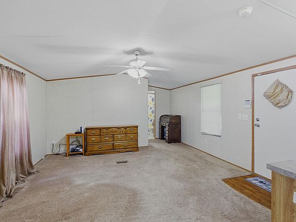 5th image of 2235 Estelle Dr