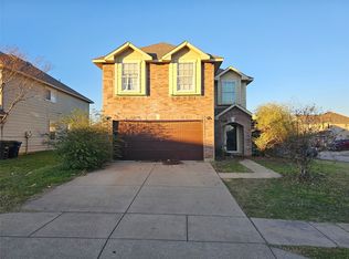 237 Crescent Ridge Dr, Fort Worth, TX 76140